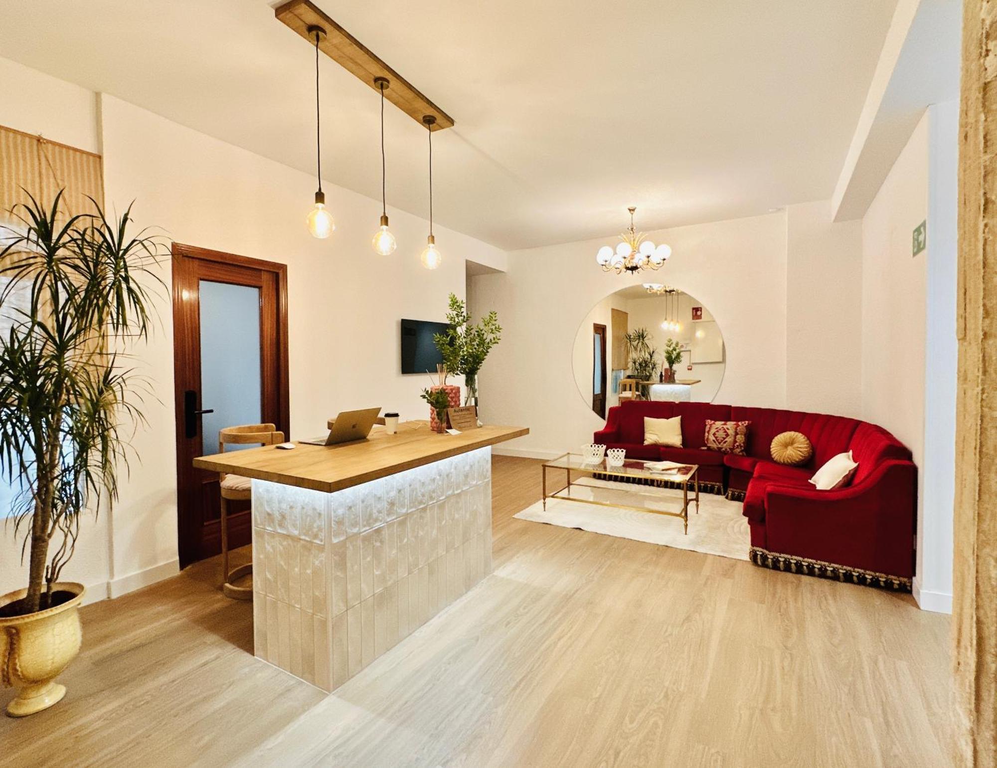 Autentic Boutique Moncloa Madrid Exterior photo