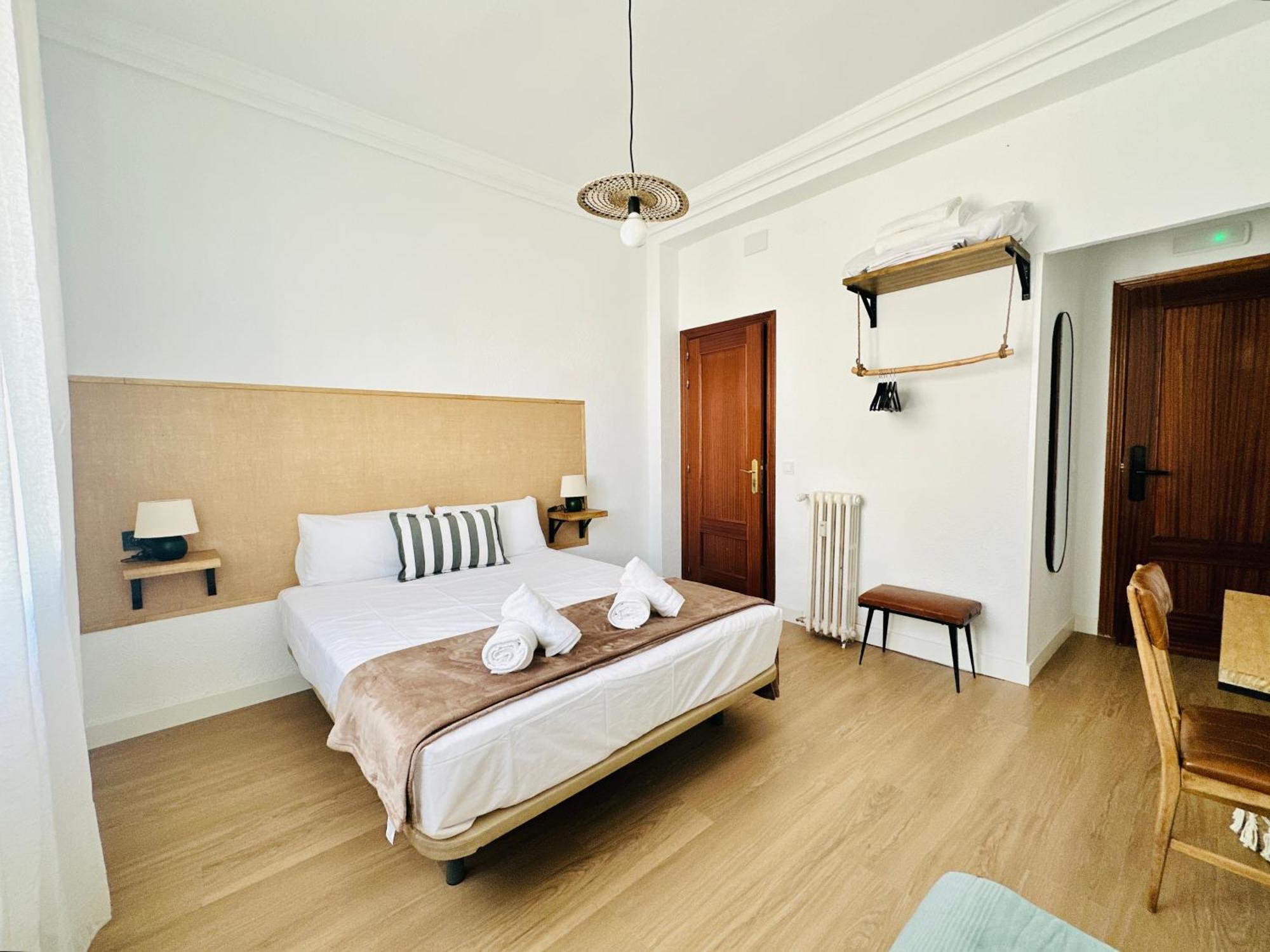 Autentic Boutique Moncloa Madrid Exterior photo